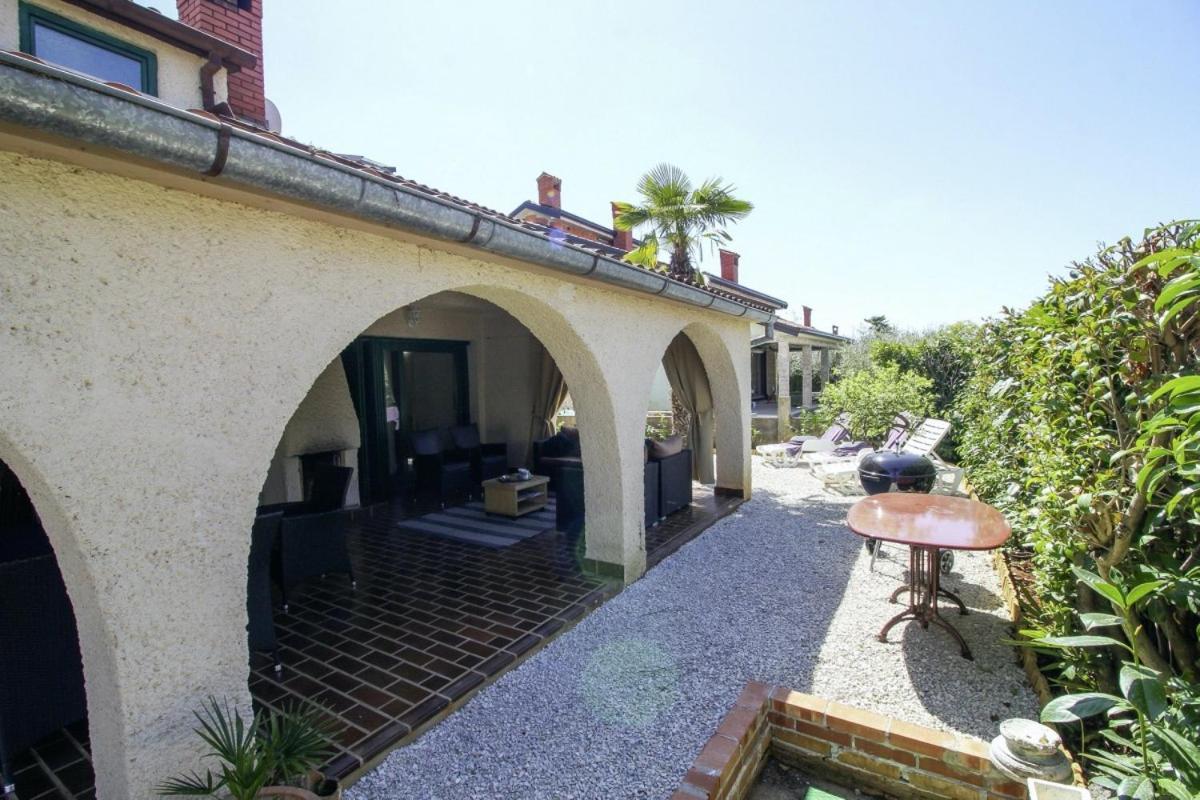 Casa Parenzana In Porec - Haus Fuer 7-9 Personen 외부 사진
