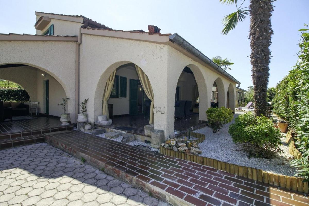 Casa Parenzana In Porec - Haus Fuer 7-9 Personen 외부 사진